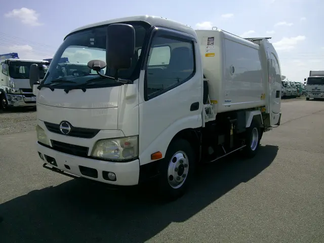 日野 デュトロ TKG-XZU600(2WD)の写真1