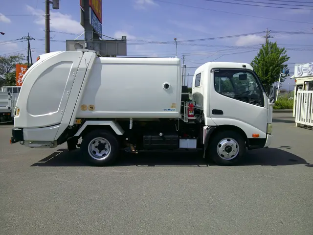 日野 デュトロ TKG-XZU600(2WD)の写真4