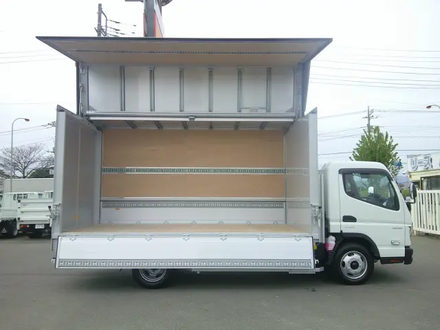 三菱 キャンター 2RG-FBA50(2WD)の写真11