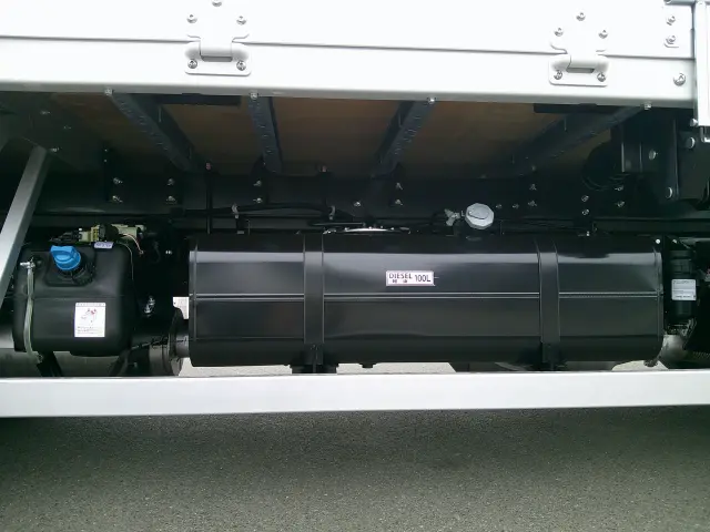 三菱 キャンター 2RG-FBA50(2WD)の写真32