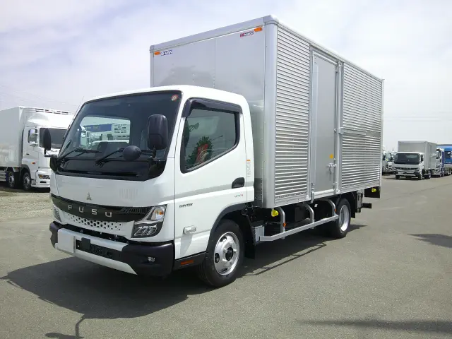 三菱 キャンター 2RG-FEB50(2WD)の写真1