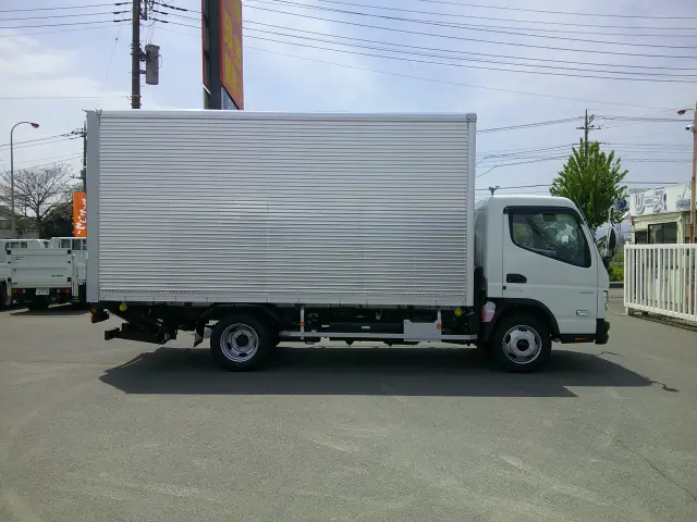 三菱 キャンター 2RG-FEB50(2WD)の写真4