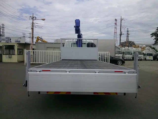三菱 ファイター 2KG-FK62F(2WD)の写真12