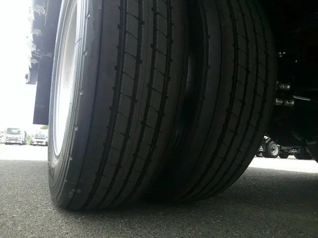 三菱 ファイター 2KG-FK62F(2WD)の写真32