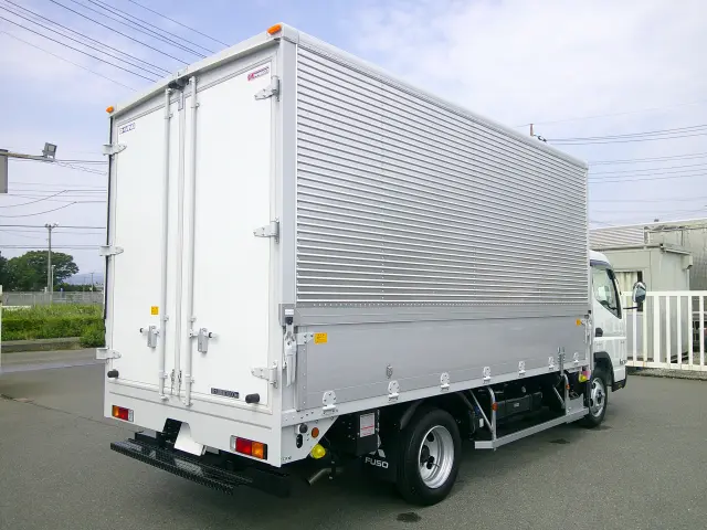 三菱 キャンター 2RG-FEB50(2WD)の写真5