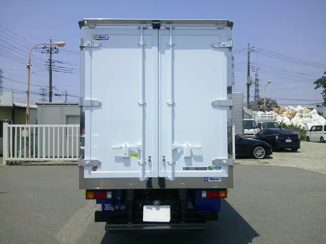 三菱 キャンター 2RG-FBAVO(2WD)の写真6