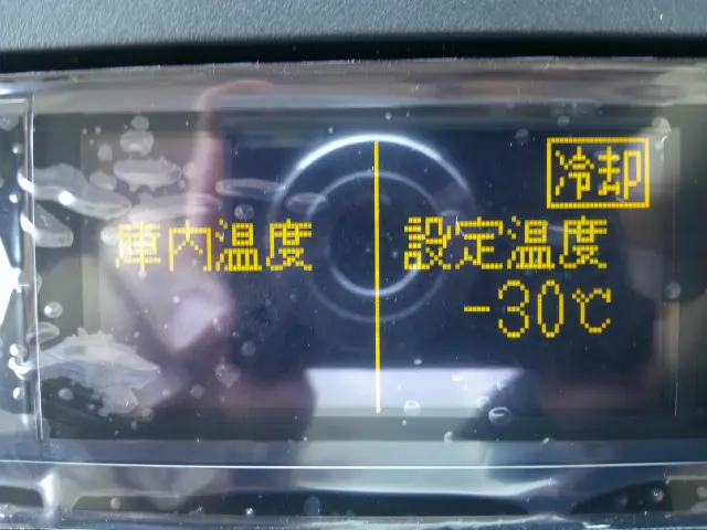 三菱 キャンター 2RG-FBAVO(2WD)の写真16