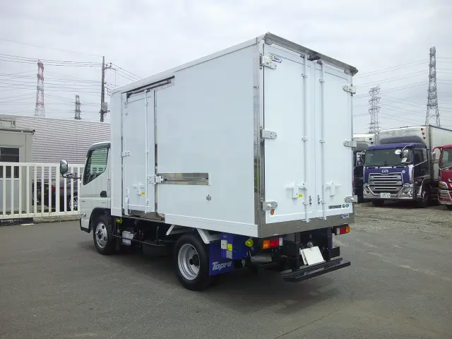 三菱 キャンター 2RG-FBAVO(2WD)の写真7
