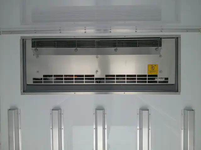 三菱 キャンター 2RG-FBAVO(2WD)の写真13