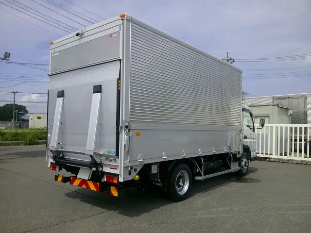 三菱 キャンター 2RG-FEB80(2WD)の写真5