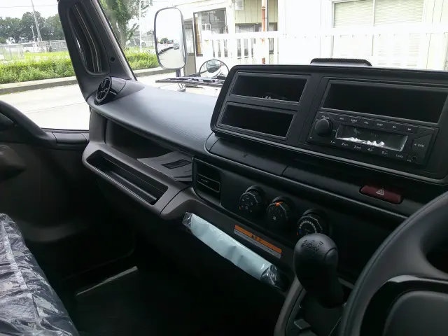 三菱 キャンター 2RG-FEB80(2WD)の写真27