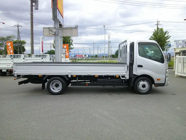 トヨタ トヨエース TKG-XZU710(2WD)の写真4