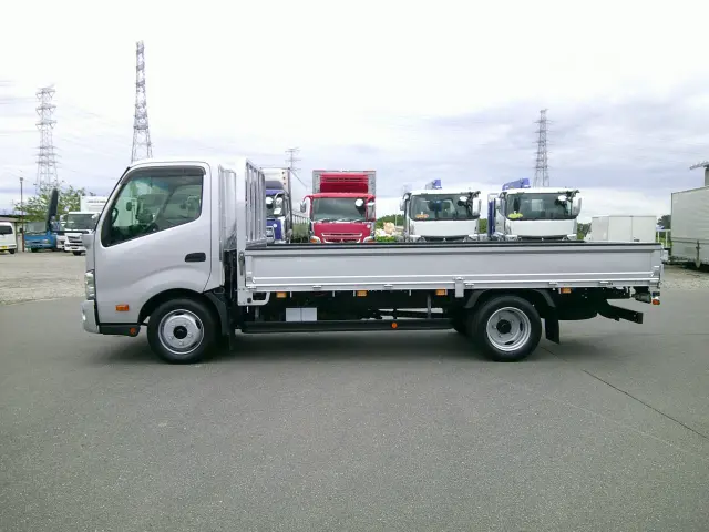トヨタ トヨエース TKG-XZU710(2WD)の写真8