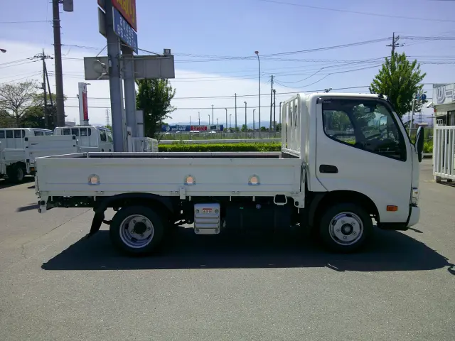 日野 デュトロ 2KG-XZC605M(2WD)の写真4