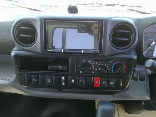 日野 デュトロ 2KG-XZC605M(2WD)の写真13