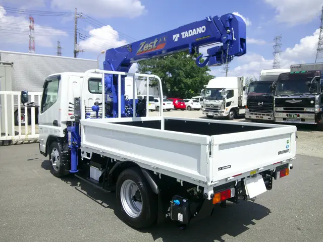 三菱 キャンター 2RG-FBAVO(2WD)の写真7