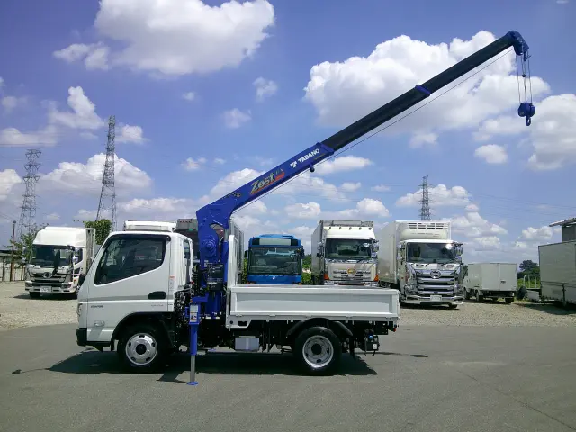三菱 キャンター 2RG-FBAVO(2WD)の写真14