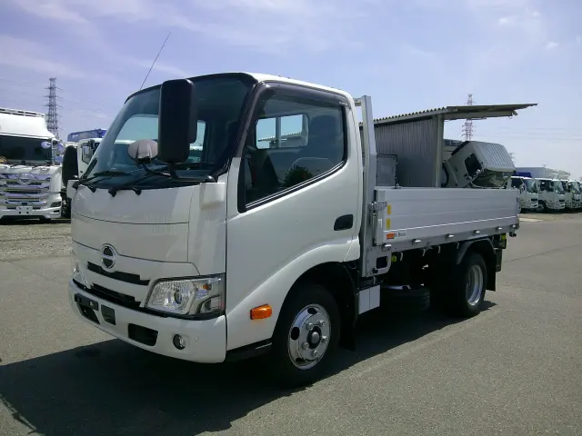 日野 デュトロ 2RG-XZU605(2WD)の写真1