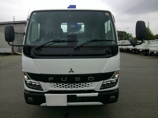 三菱 キャンター 2RG-FBAVO(2WD)の写真2