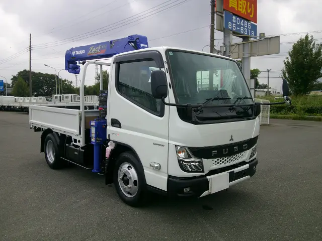 三菱 キャンター 2RG-FBAVO(2WD)の写真3