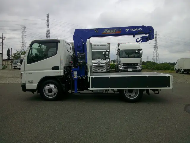三菱 キャンター 2RG-FBAVO(2WD)の写真11