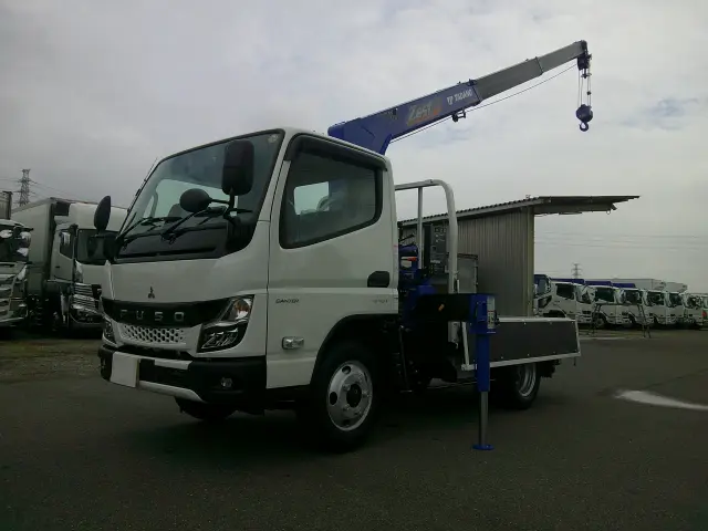 三菱 キャンター 2RG-FBAVO(2WD)の写真13