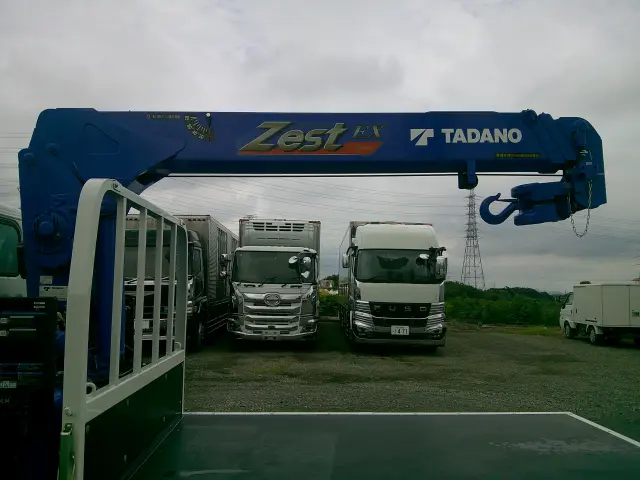 三菱 キャンター 2RG-FBAVO(2WD)の写真16