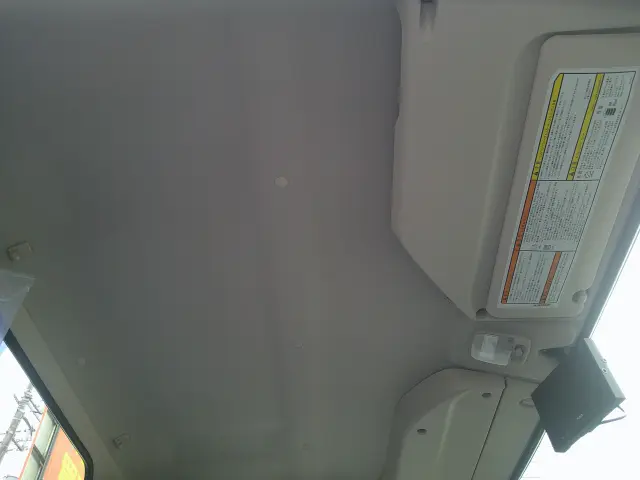 三菱 キャンター 2RG-FBAVO(2WD)の写真26