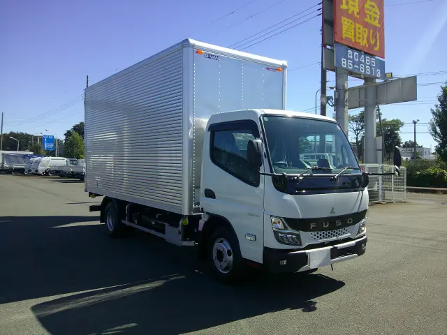 三菱 キャンター 2RG-FEA20(2WD)の写真3