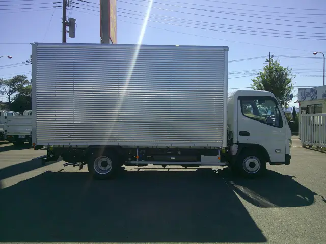 三菱 キャンター 2RG-FEA20(2WD)の写真4