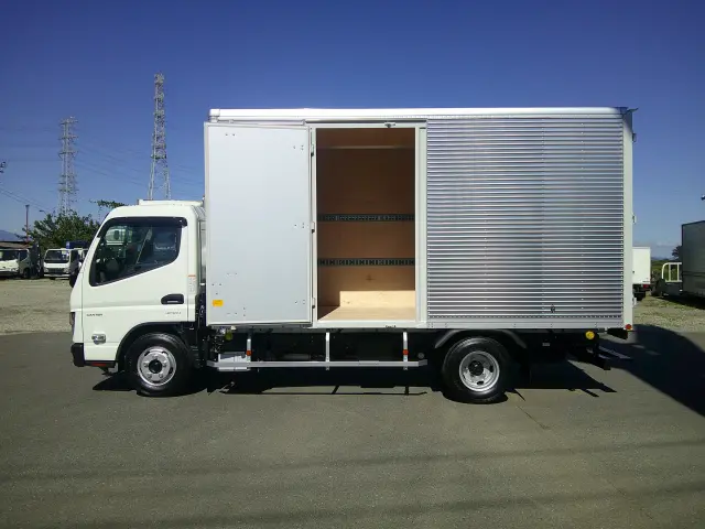 三菱 キャンター 2RG-FEA20(2WD)の写真9