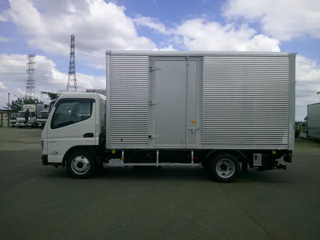 三菱 キャンター 2RG-FEAVO(2WD)の写真8