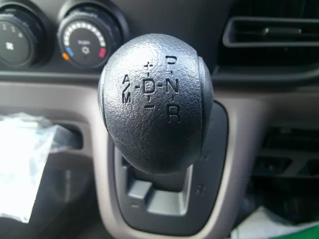 三菱 キャンター 2RG-FEAVO(2WD)の写真17