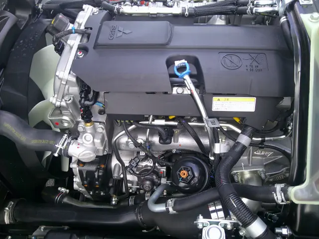 三菱 キャンター 2RG-FEAVO(2WD)の写真24