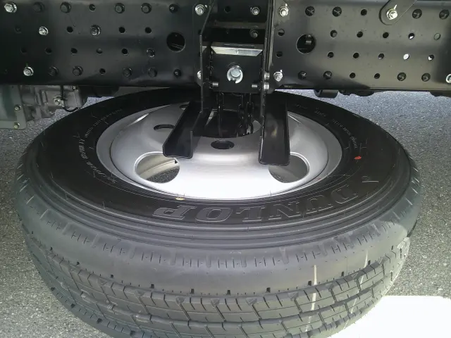三菱 キャンター 2RG-FEAVO(2WD)の写真33
