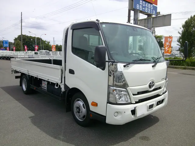 トヨタ ダイナ 2RG-XZU710の写真3
