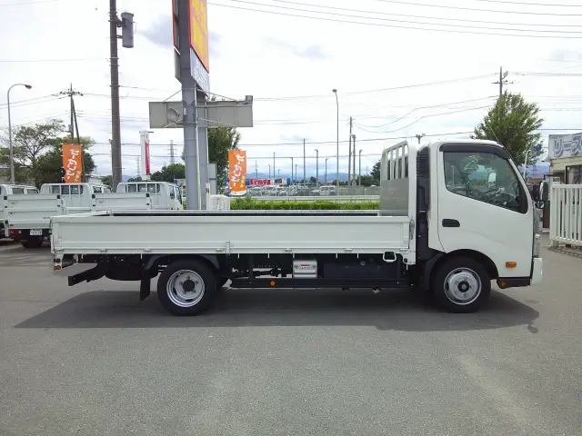 トヨタ ダイナ 2RG-XZU710の写真4