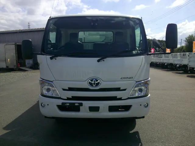 トヨタ ダイナ 2KG-XZU700A(2WD)の写真2