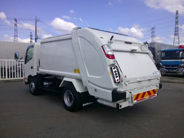 トヨタ ダイナ 2KG-XZU700A(2WD)の写真7