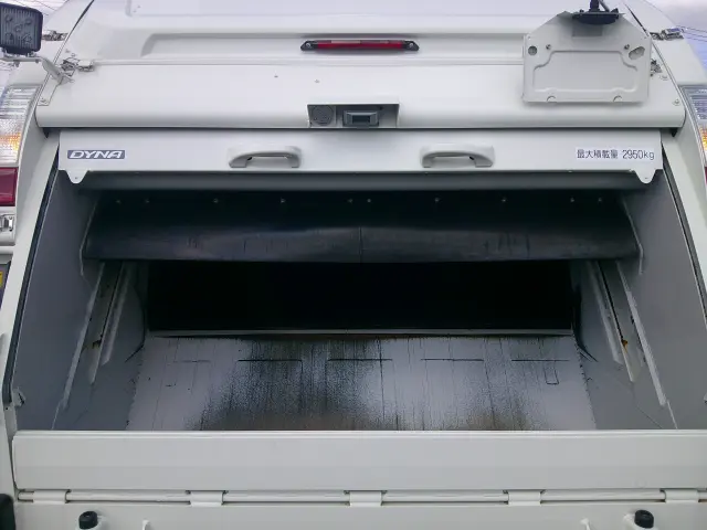 トヨタ ダイナ 2KG-XZU700A(2WD)の写真13