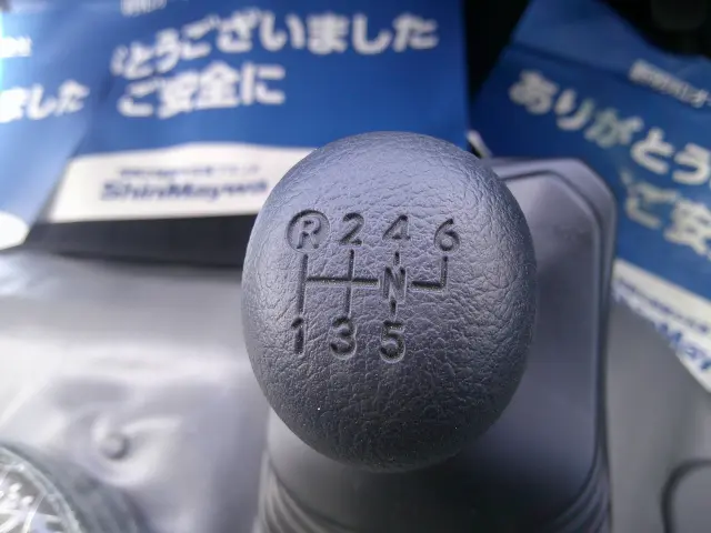 トヨタ ダイナ 2KG-XZU700A(2WD)の写真16