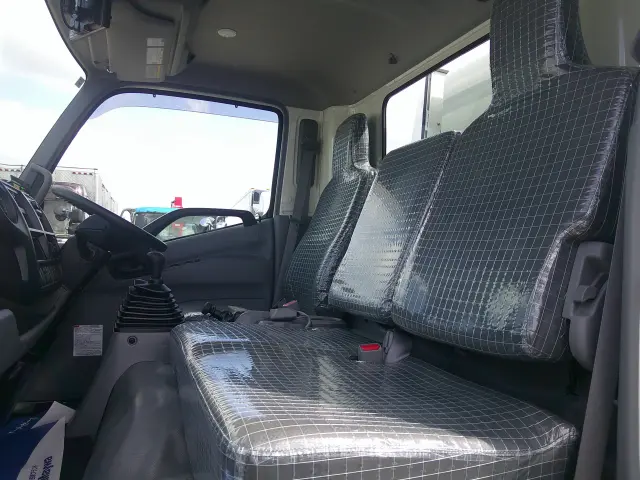 トヨタ ダイナ 2KG-XZU700A(2WD)の写真23