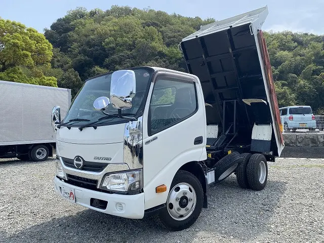 日野 デュトロ TKG-XZC630T(2WD)の写真1