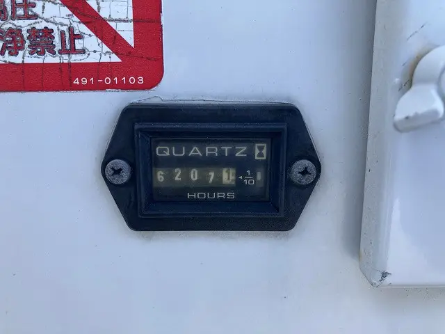 いすゞ エルフ BDG-NKR85N(2WD)の写真31