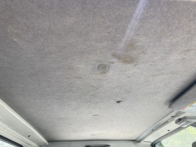 いすゞ エルフ BDG-NKR85N(2WD)の写真34