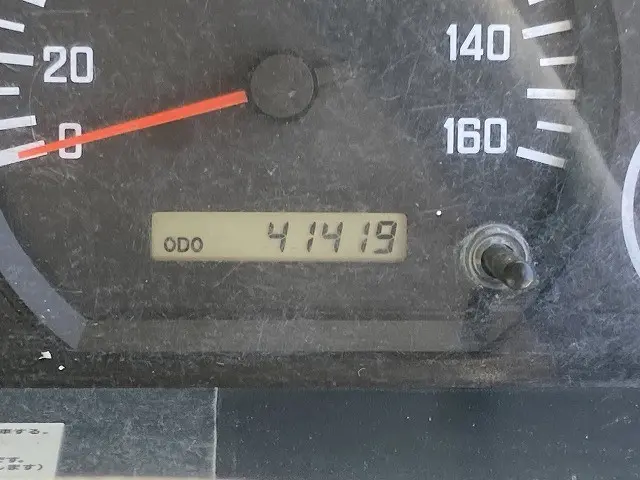 いすゞ エルフ BDG-NKR85N(2WD)の写真40