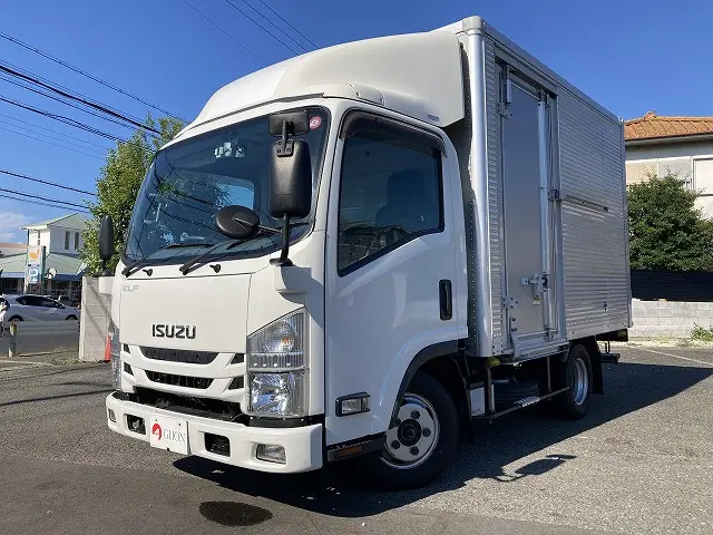 いすゞ エルフ TPG-NLR85AN(2WD)の写真1