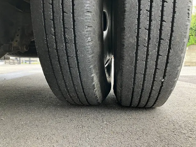 いすゞ エルフ TPG-NKR85N(2WD)の写真23