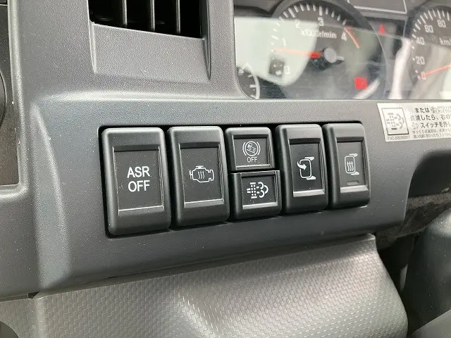 いすゞ エルフ TPG-NKR85N(2WD)の写真30