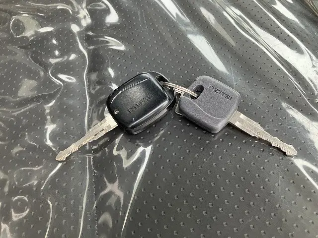 いすゞ エルフ TPG-NKR85N(2WD)の写真38